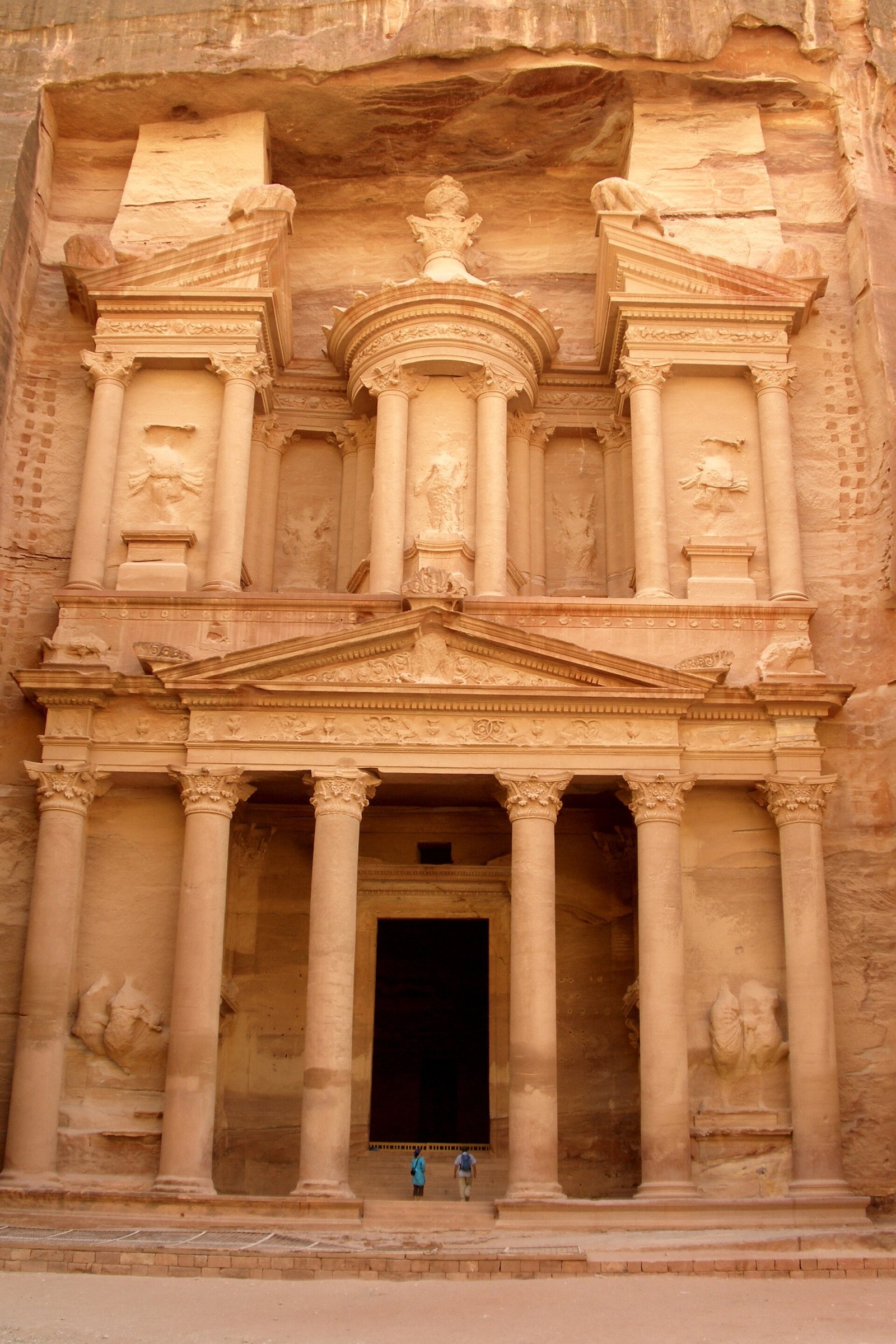 Petra, Medio Oriente